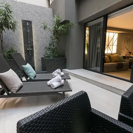47 Luxury Suites Athen Exterior foto