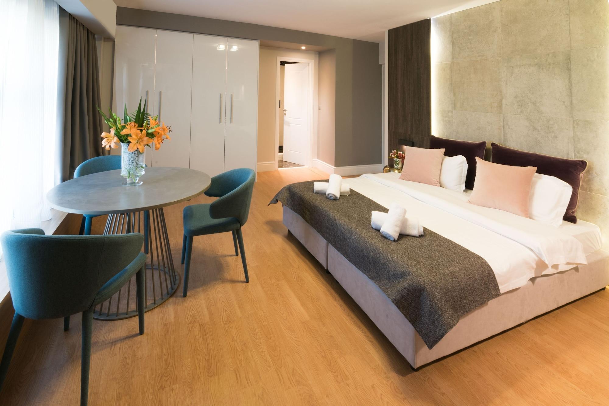47 Luxury * Athens